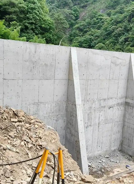 石家庄新华区重力式挡土墙
